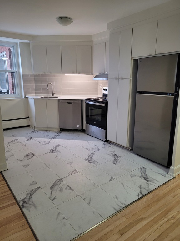 MEILLEUR EMPLACEMENT A COTE DES NEIGES- | 3233926