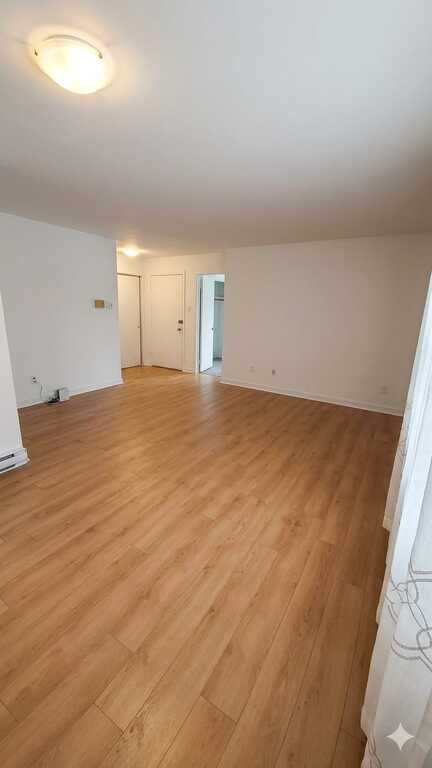 GRAND 4 ½ À LOUER | 3233927