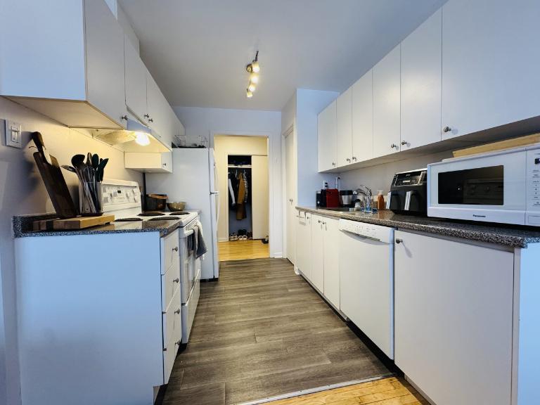 Appartement 4 ½ à louer Sainte-Foy / Sillery mai 2026 | 3234038