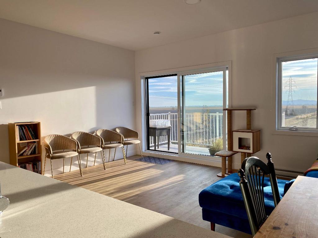 Superbe 5 1/2 adossé à un champ 5 mins des services St-Hyacinthe - appartement / logement à louer | 3234049