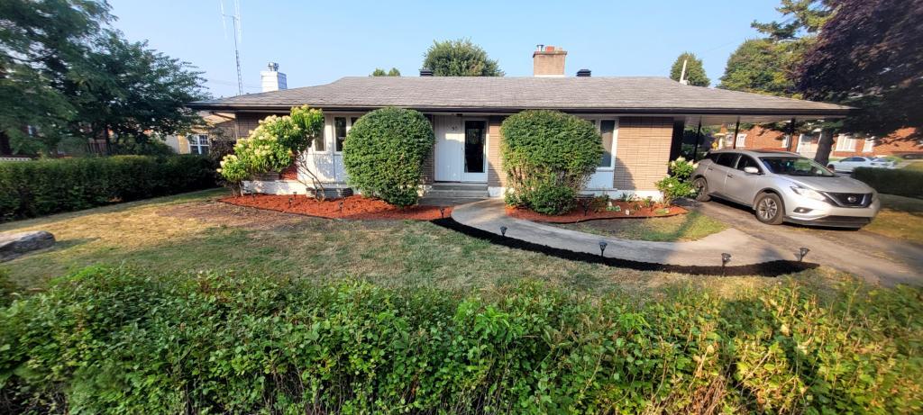 À louer – Bungalow 3 chambres – Salaberry-de-Valleyfield – 2 280$/mois | 3234121