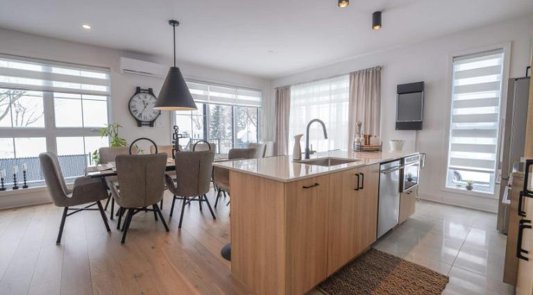 Maison de ville avec vue sur le fleuve St-Laurent | 3234128