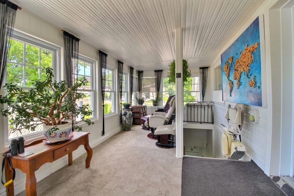 Vue fleuve 180° — Unité de prestige avec solarium, immense patio et terrain | 3234131