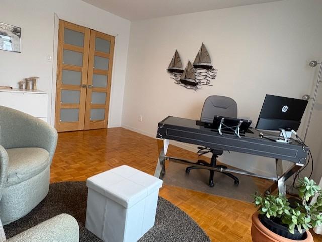 Maison rénovée ensoleillée avec grande cour | 3234133