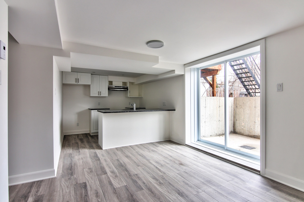 4 1/2 Pointe-aux-Trembles - Juillet | 3234281