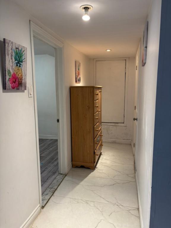 Logement 3 1/2 avec 2 stationnements exterieurs | 3234356