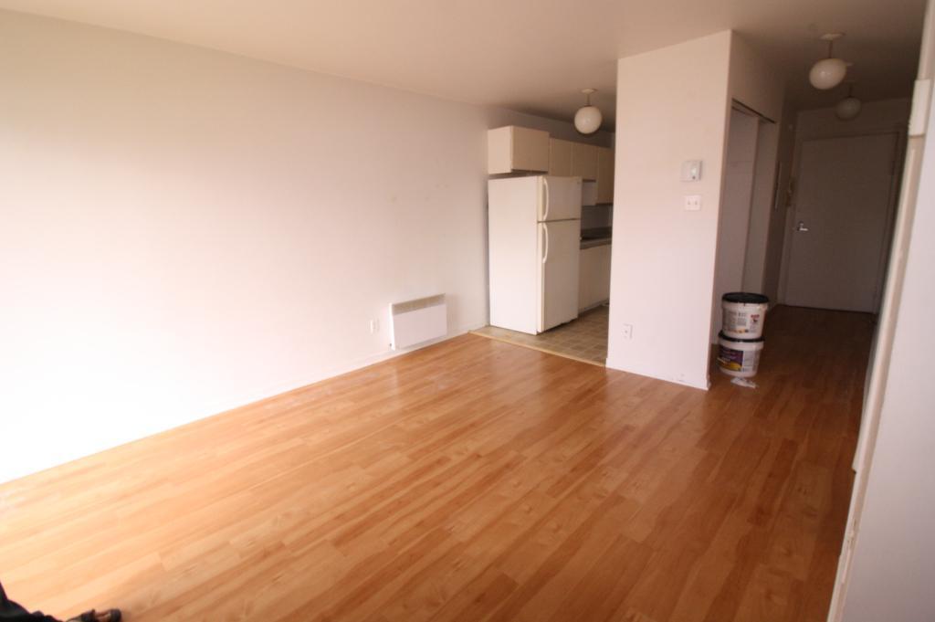 A Valleyfield – Grand, beau, propre et tranquille 2-1/2 , pour 1 JUILLET | 3234613