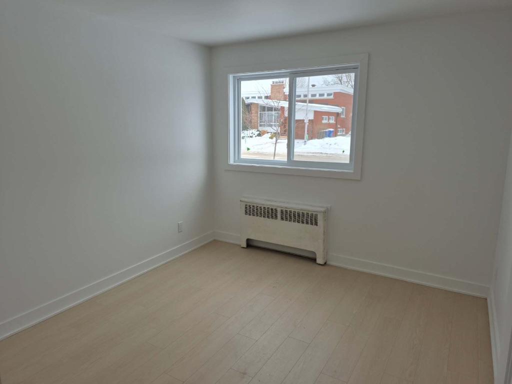 All new renoveted 4 1/2 for May or june | 3234724