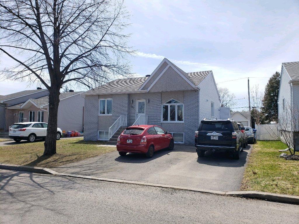 Haut de maison à louer (5 1/2) | 3234769