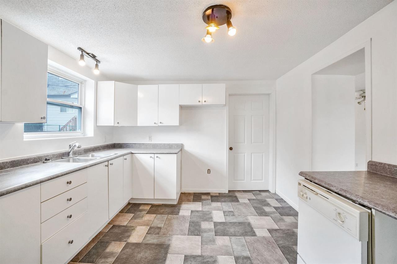 355 Avenue De Buckingham (Buckingham) Logement De 3 Chambres Au Coeur De Buckingham! | 3235125