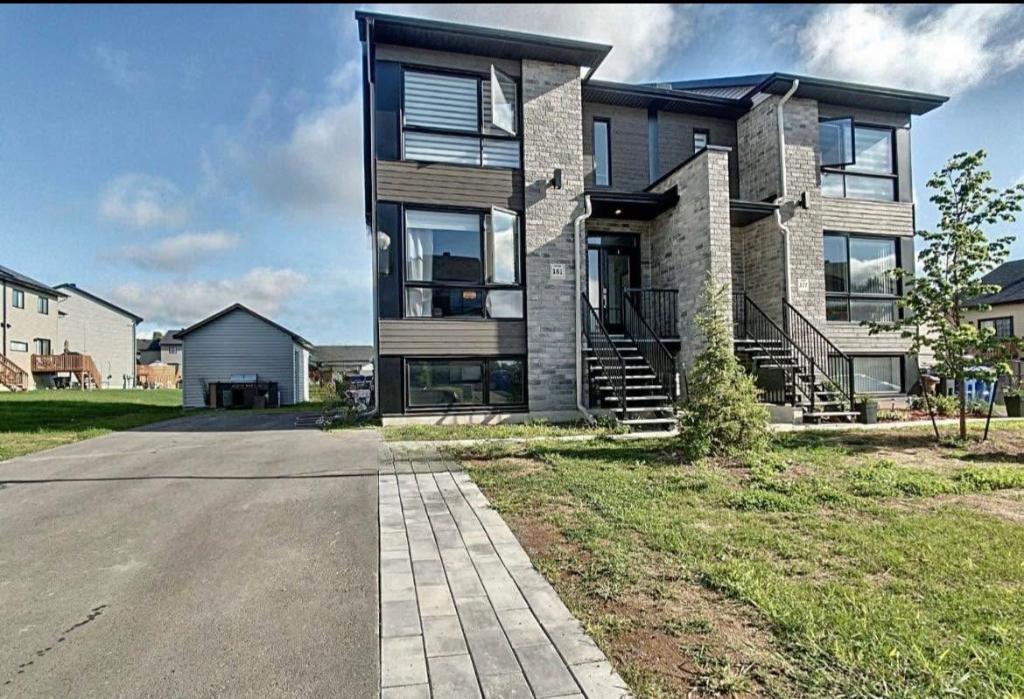 Appartement 1 chambre + sdb / 1 bedroom and bathroom appartment | 3235211