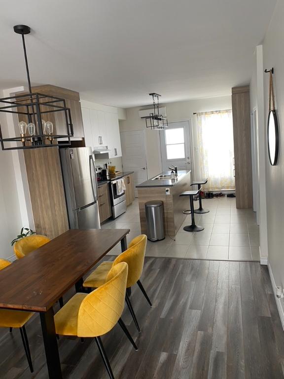 Beau et grand 5 1/2 à louer à St-Hyacinthe | 3235221