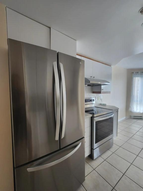 Condo à louer - 4 1/2, Villa Latella à Anjou (Montréal) | 3235226