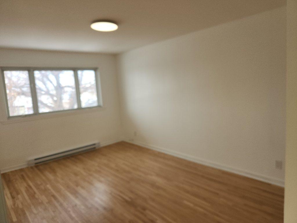 Grand 5½ à St-Léonard super propre | 3235229