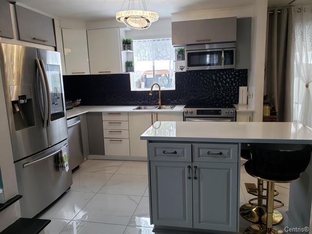 À louer, grande maison semi-détachée(7-1/2) 3-4 chambres - To rent, large semi-detached house (7.5) with 3-4 bedrooms | 3235265