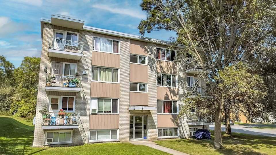 GRAND 4 ½|CHAUFFAGE-EAU CHAUDE | 3235422