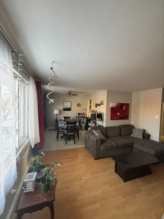 GRAND 4 ½|CHAUFFAGE-EAU CHAUDE | 3235422