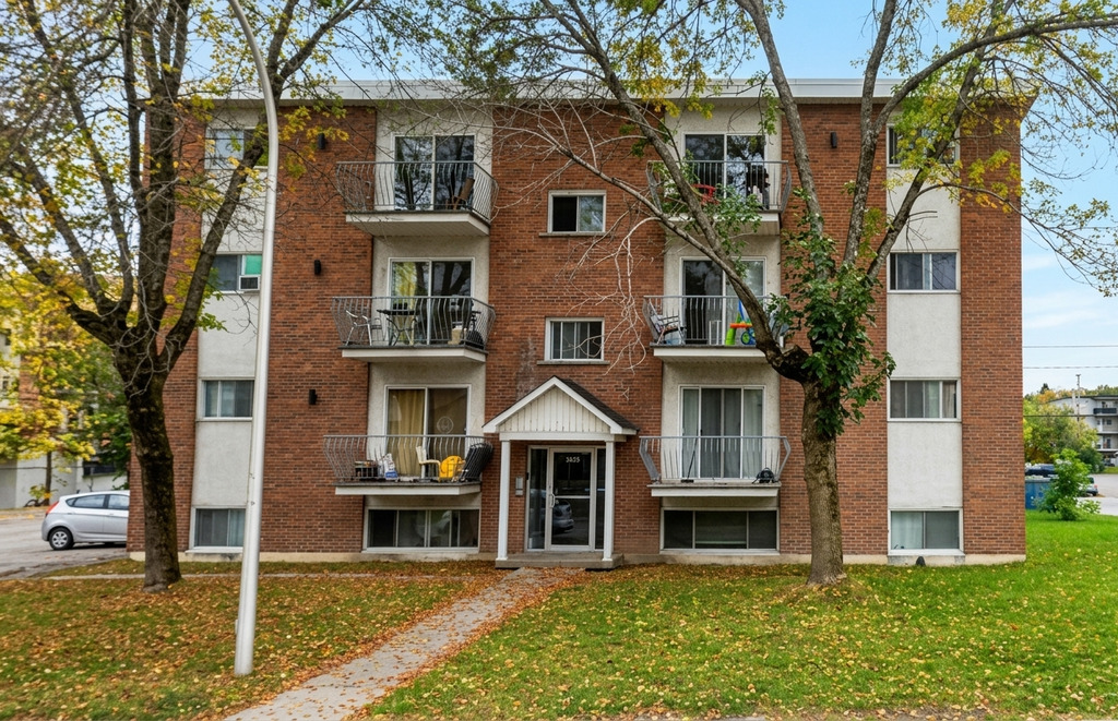 BEAU 4 1/2 | CHAUFFAGE-EAU CHAUDE | 3235423