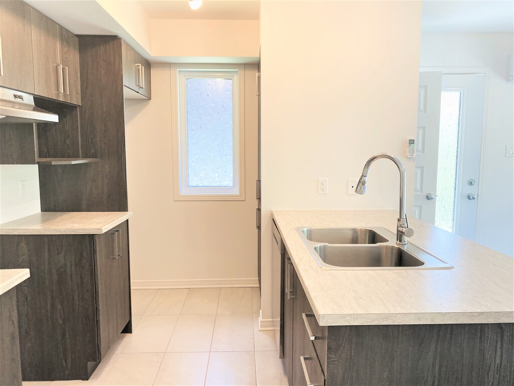 Condo Lumineux Une Chambre, Aylmer | 3235506