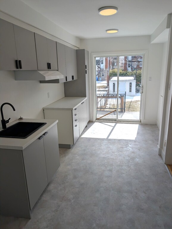 Logement 4 1/2, Rénové, Proxi. Parc | 3235543