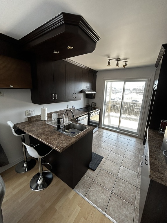 5 1/2 Votre Chez-Vous Libre 1er Juillet! | 3235563