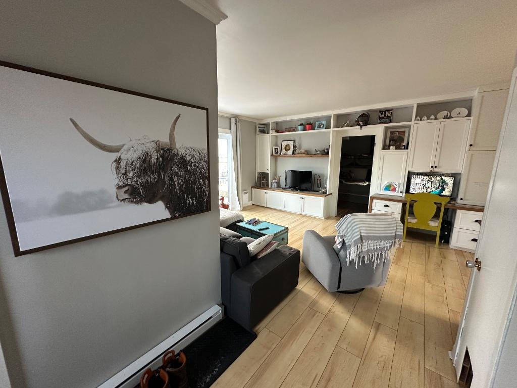 Grand 4 1/2 (duplex tranquille) | 3235591