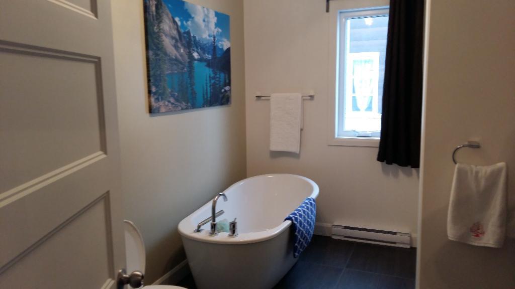 4 1/2 Disponible le 1 juillet Rue Des Seigneurs Ouest | 3235597