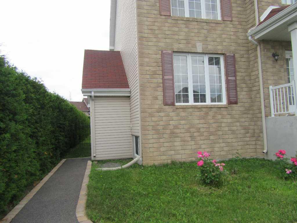 Bachelor 3 1/2 à louer | 3235747