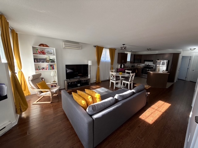 Grand Condo Lumineux 4 ½ – 2 Chambres à | 3237227