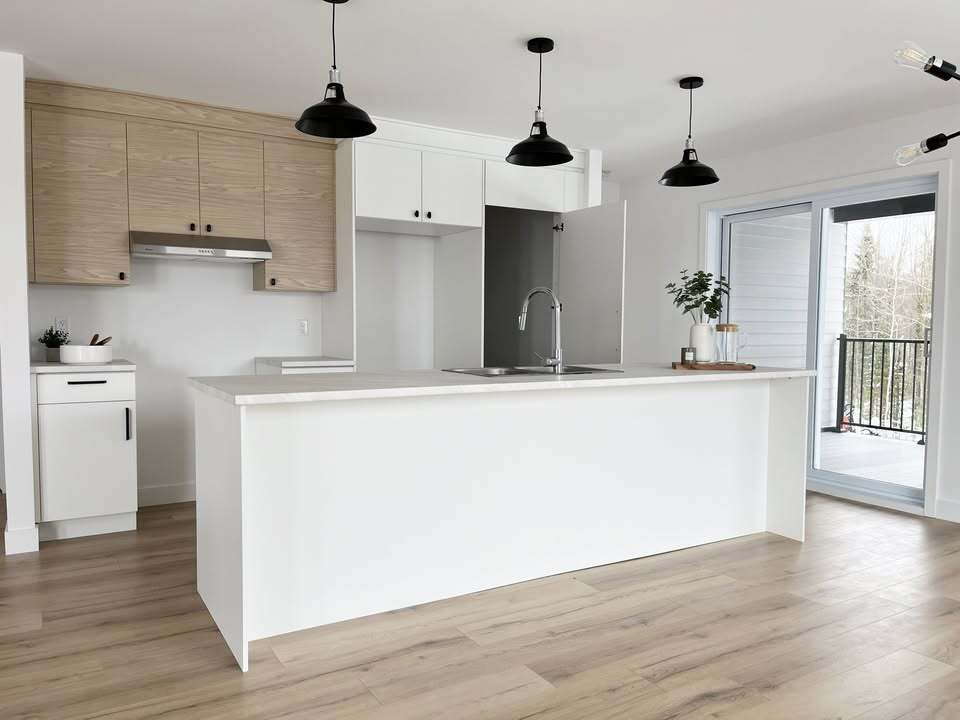 Appartement De 3 Chambres à Coucher | 3237237