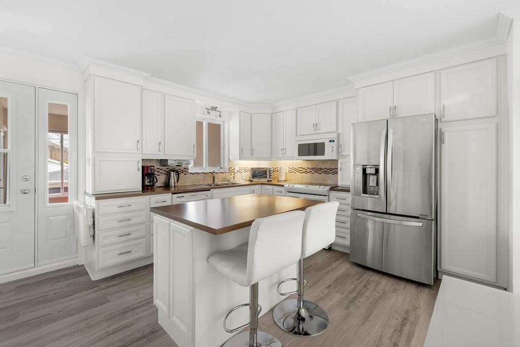 5 ½ Lumineux à Louer Centre Ville Lévis | 3237240