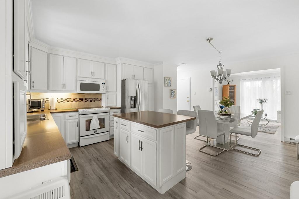 5 ½ Lumineux à Louer Centre Ville Lévis | 3237240