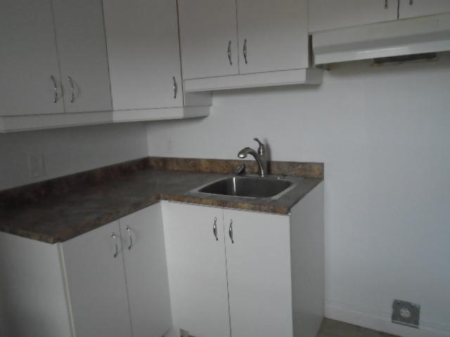 5 ½ 1483 Dufresne Montréal LIBRE | 3236083