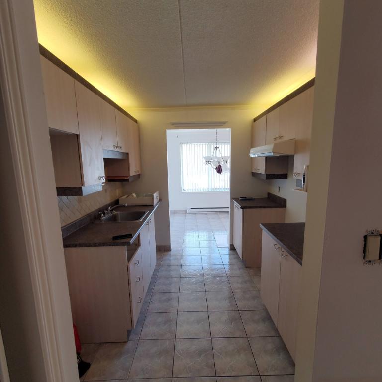 4 1/2 - Montréal (Anjou) - 1 850 $/mois | 3236101