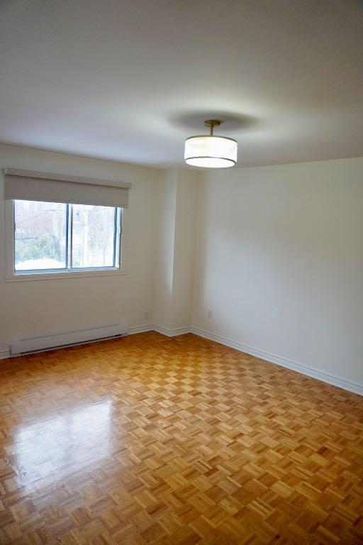 7 et demi (7 1/2) 3 Grandes Chambres et 2 salle de bains | 3236147