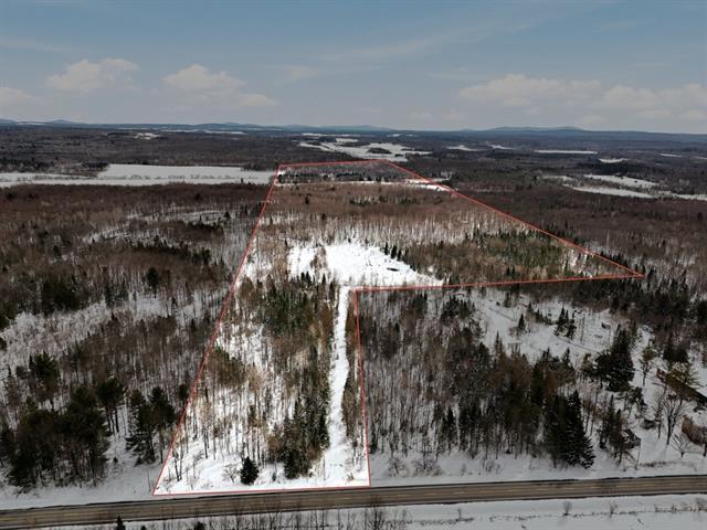 Roxton Falls (Montérégie) : Terre à bois et agricole de 141,63 acres | 3236566