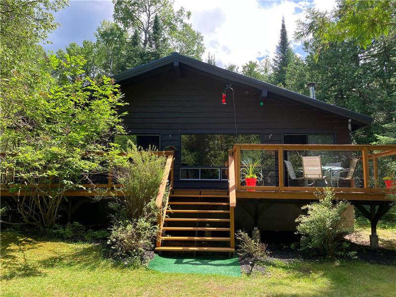 Lovely Lac Paquin: | 3236263