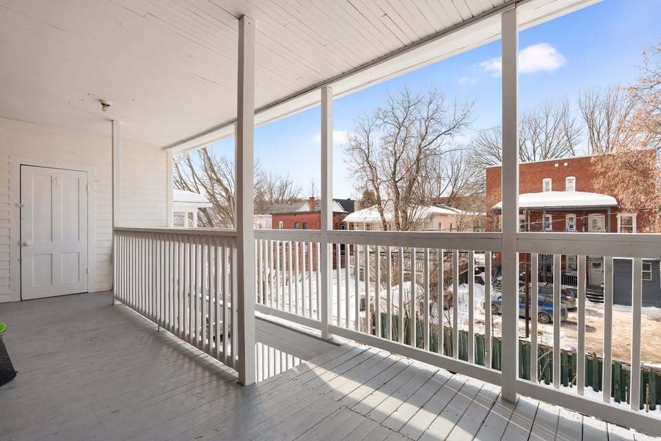 41/2 Près De Tout | 3236304