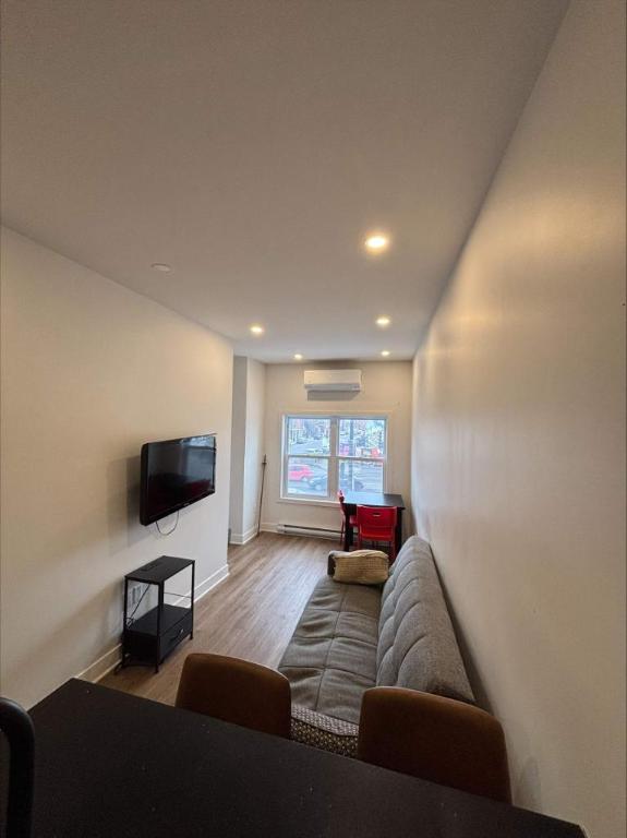 2 CH - 1 SDB - Montréal - $1,425 /mo | 3236397