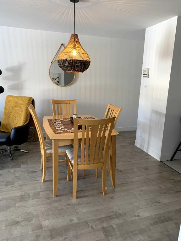 Splendide 5 ½ Style Condo (3 Chambres) – CONSTRUCTION RÉCENTE | 3236447