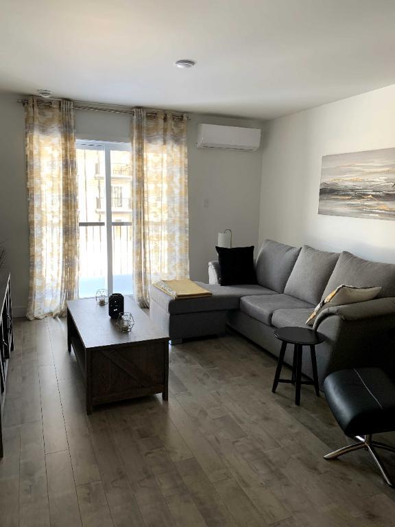 Splendide 5 ½ Style Condo (3 Chambres) – CONSTRUCTION RÉCENTE | 3236447