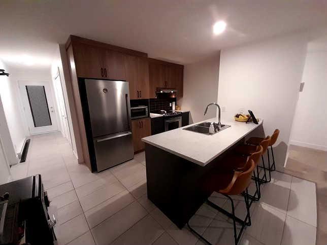 Splendide 5 ½ Style Condo (3 Chambres) – CONSTRUCTION RÉCENTE | 3236447