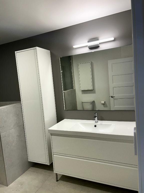 4 1/2 Disponible maintenant | 3236484