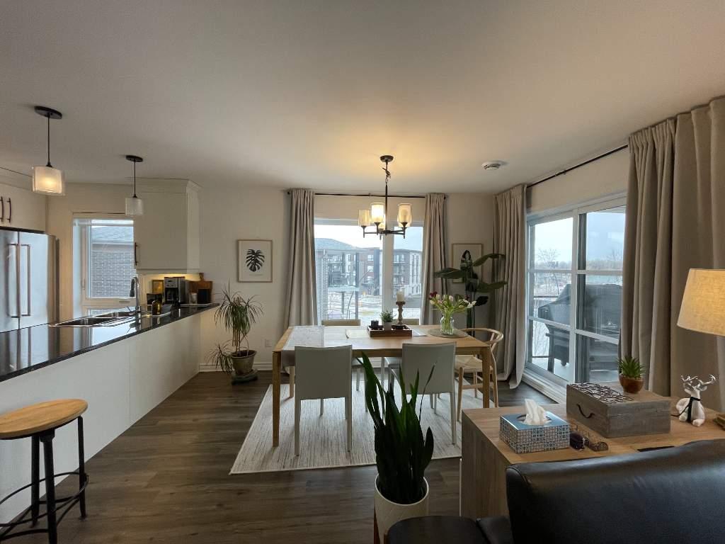 LUXUEUX CONDO 4 ½ - dernière étage (3e)+ GARAGE + Remise – 2050$ – 1er JUILLET 2026 | 3236506