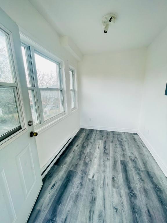 Grand 4 1/2 rénové, Vieux-Longueuil | 3236594