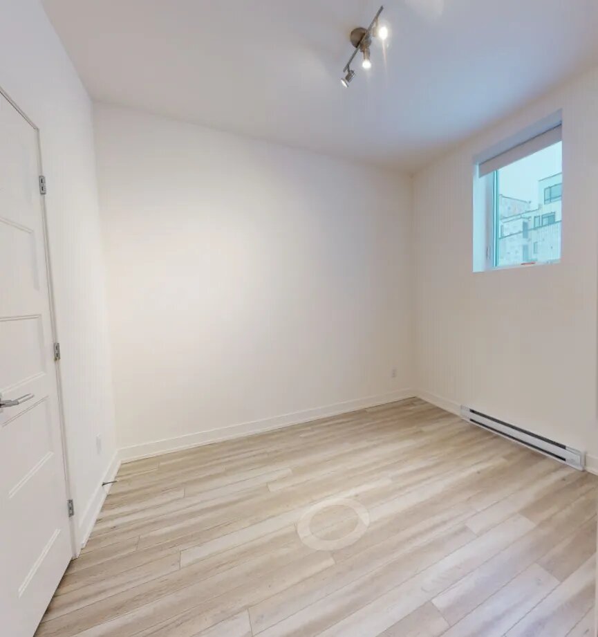 675 Boulevard Du Plateau | 3237188