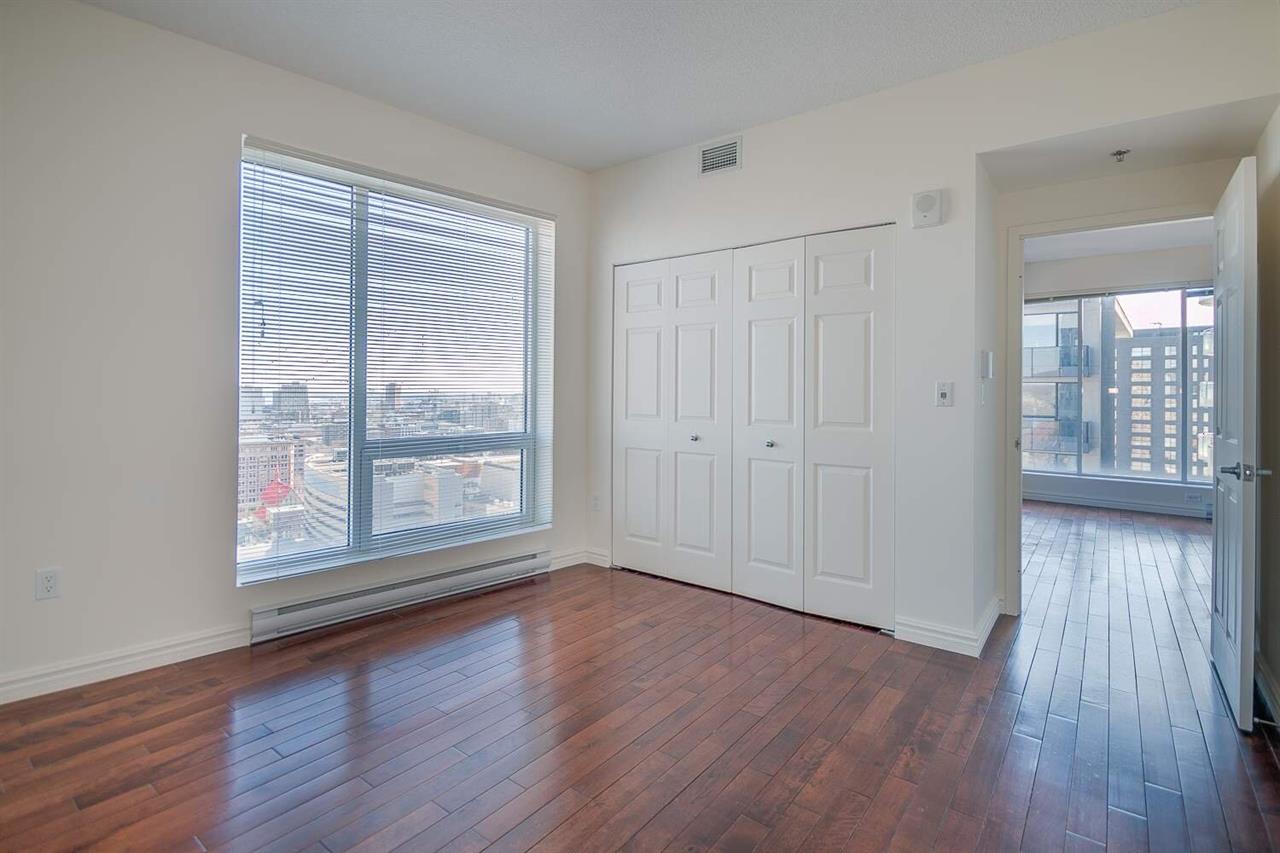 1 Bedroom - 400, Sherbrooke Ouest, Montréal | 3237322