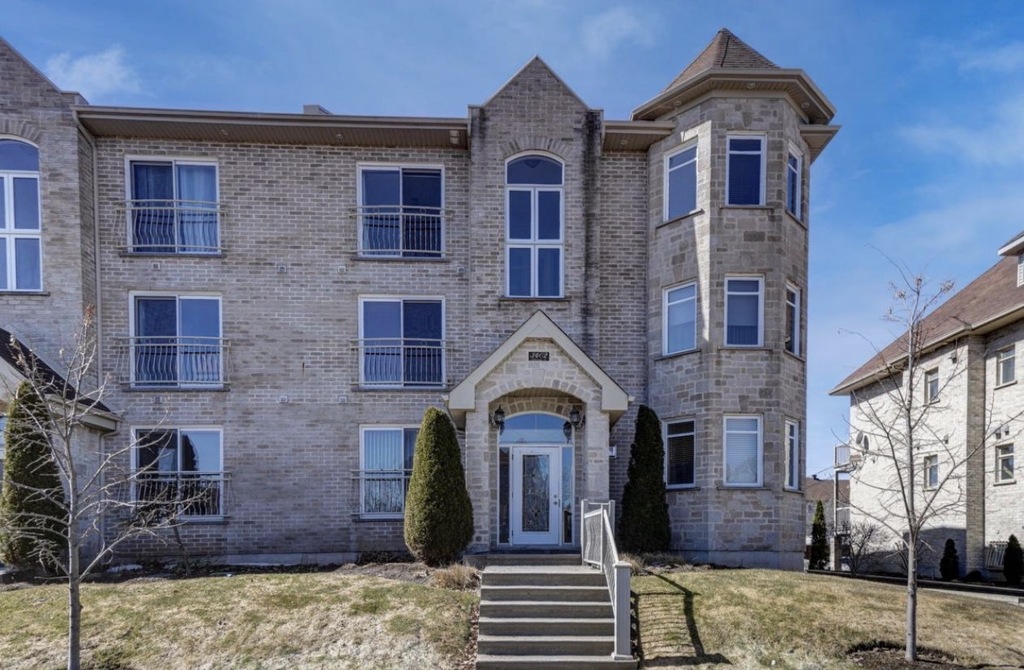 Grand 3 1/2 à Loué | 3237350