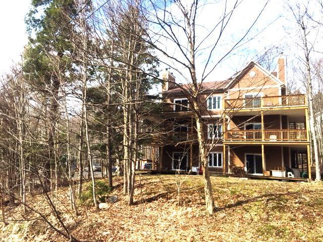 Sutton - Joli 4½ au rez-de-chaussée, à louer à l’année, 1500$/mois. Meublé et impeccable. | 3237520