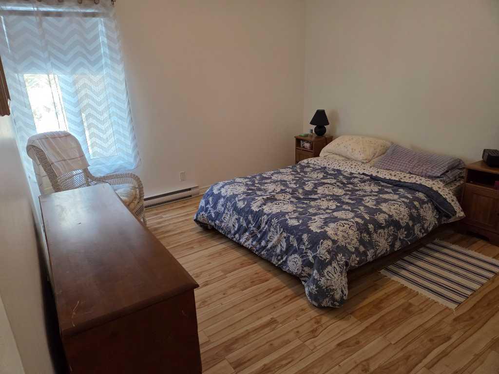 Sutton - Joli 4½ au rez-de-chaussée, à louer à l’année, 1500$/mois. Meublé et impeccable. | 3237520